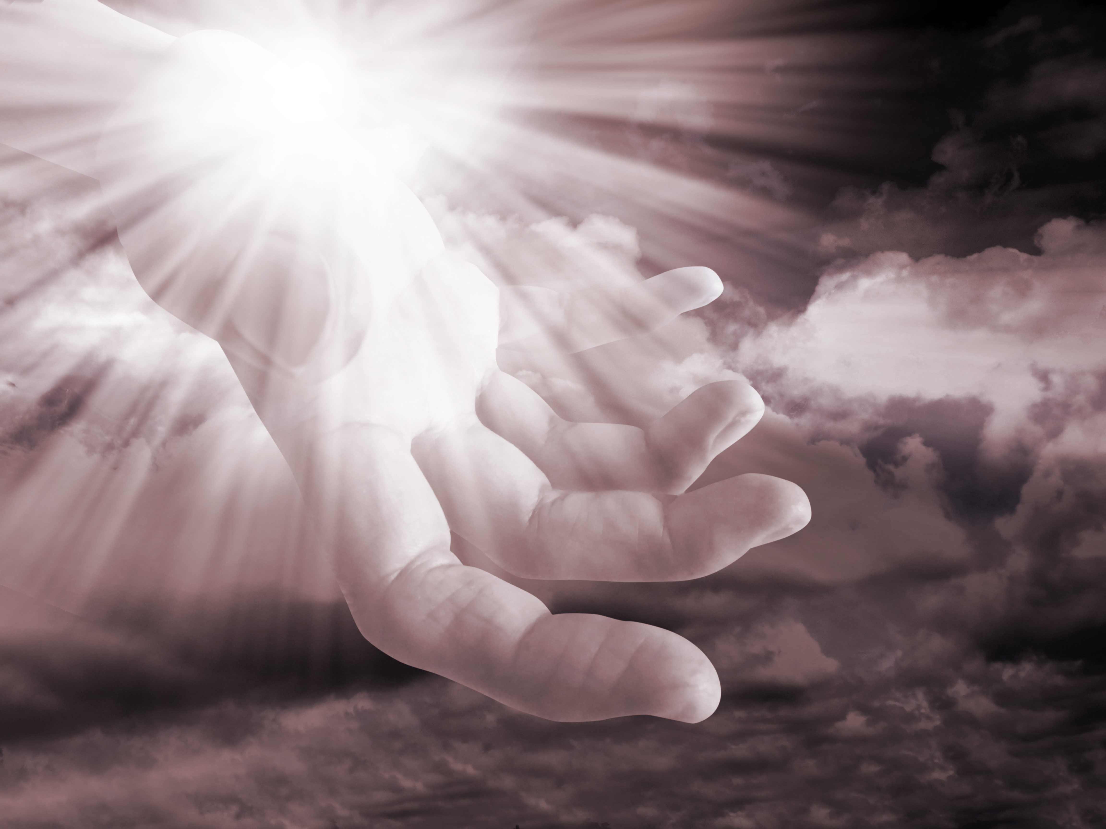 Божьи картинки. Рука Бога. Ладони Бога. Мир в руках Бога. Руки к небу.